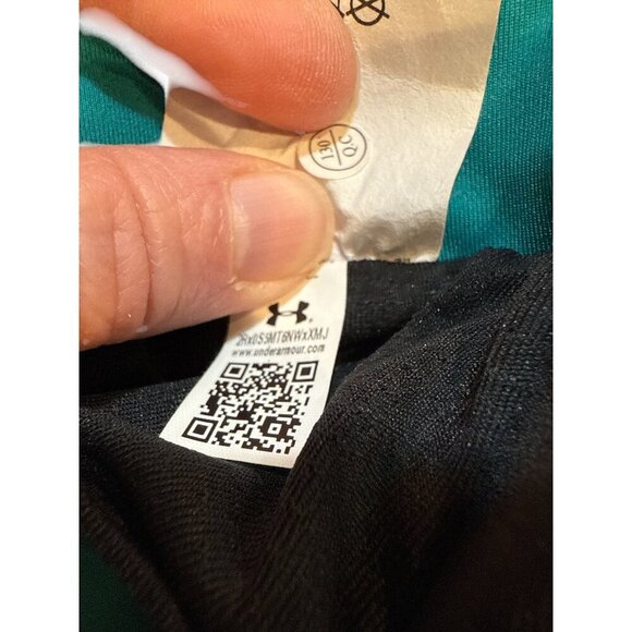 Under Armour Womens UA Fly By 2.0 Printed Shorts Teal Blue L Loose Fit NWT - Picture 8 of 9